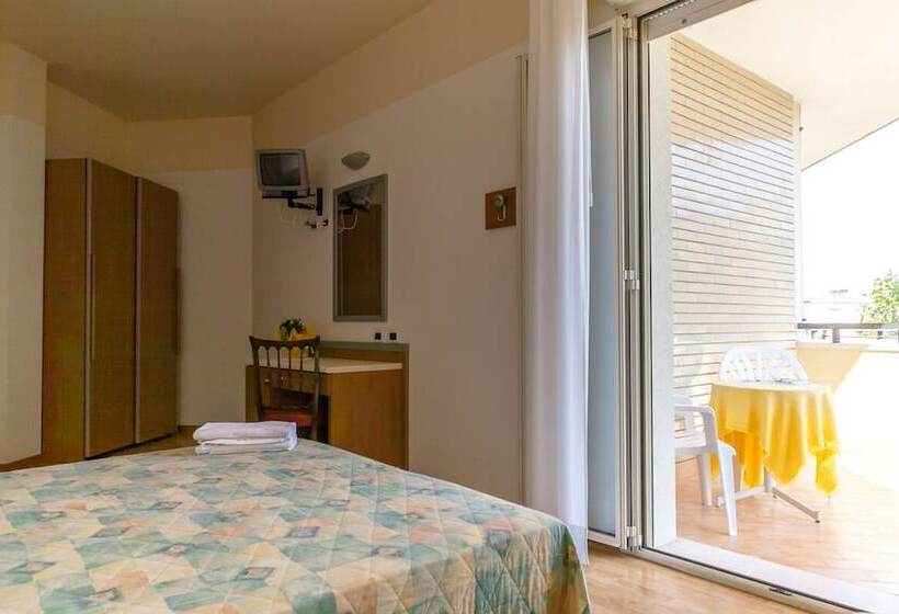 Отель Diplomatic