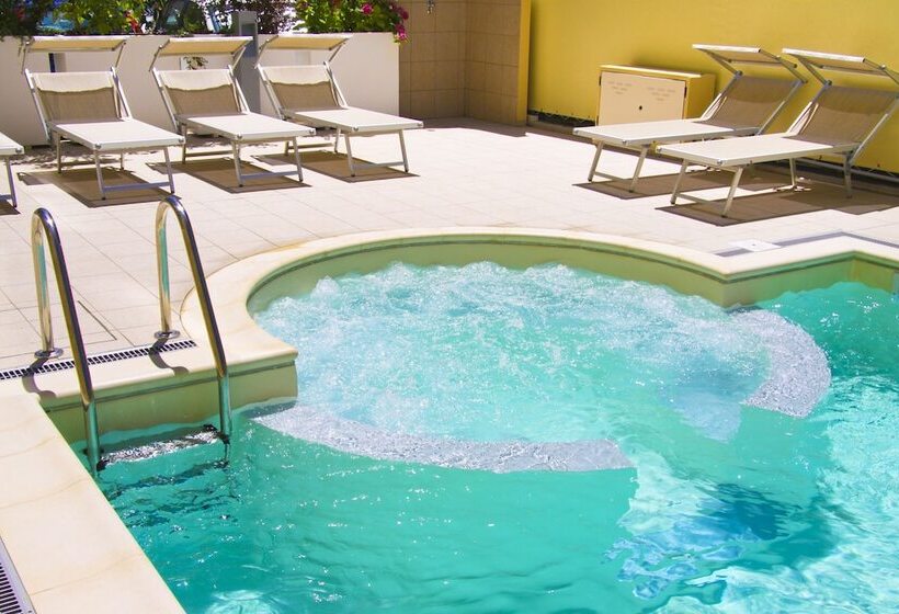 Отель Diplomatic