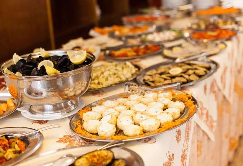 Отель Diplomatic