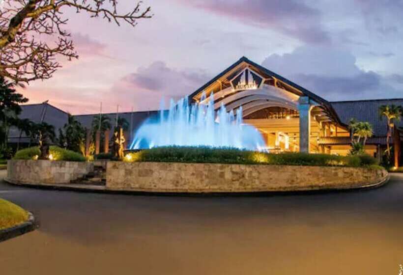 فندق Discovery Kartika Plaza