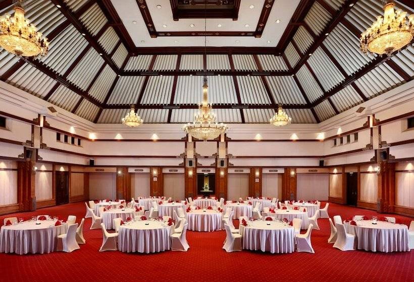 호텔 Discovery Kartika Plaza