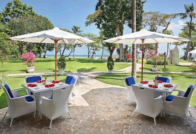 호텔 Discovery Kartika Plaza