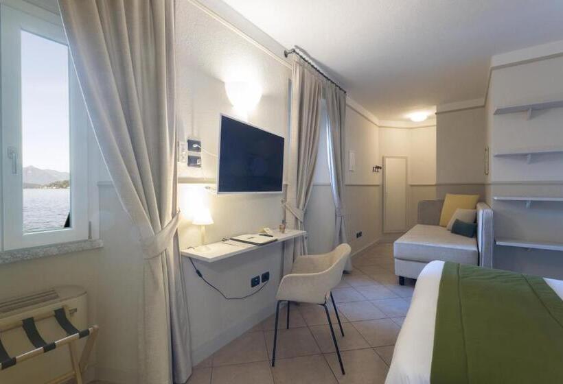 호텔 Du Lac Varenna