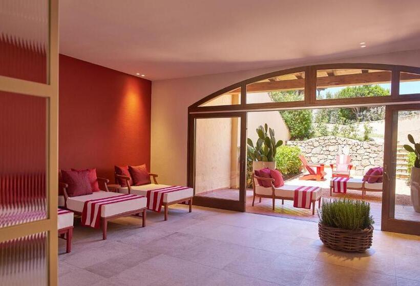 هتل Due Lune Puntaldia Resort & Golf