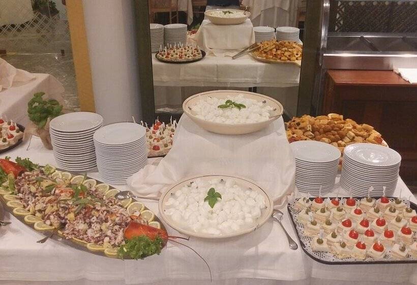 호텔 Eden Beach Club