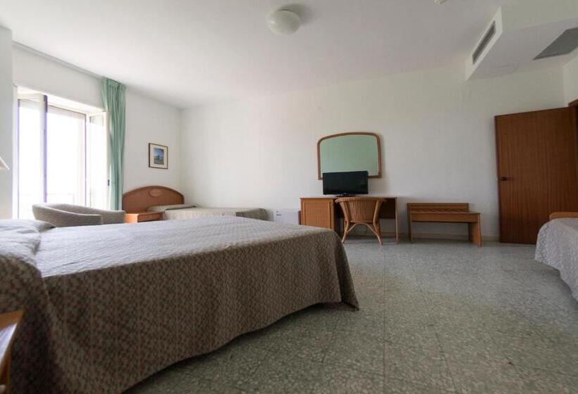 בית מלון כפרי Eden