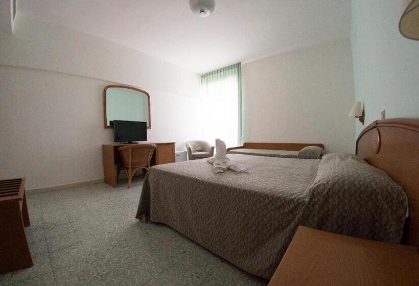 בית מלון כפרי Eden