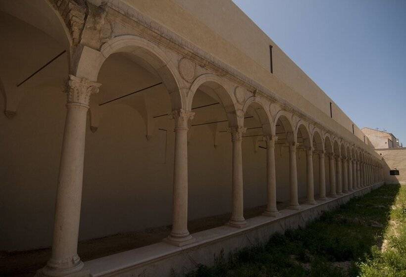 בית מלון כפרי Eden