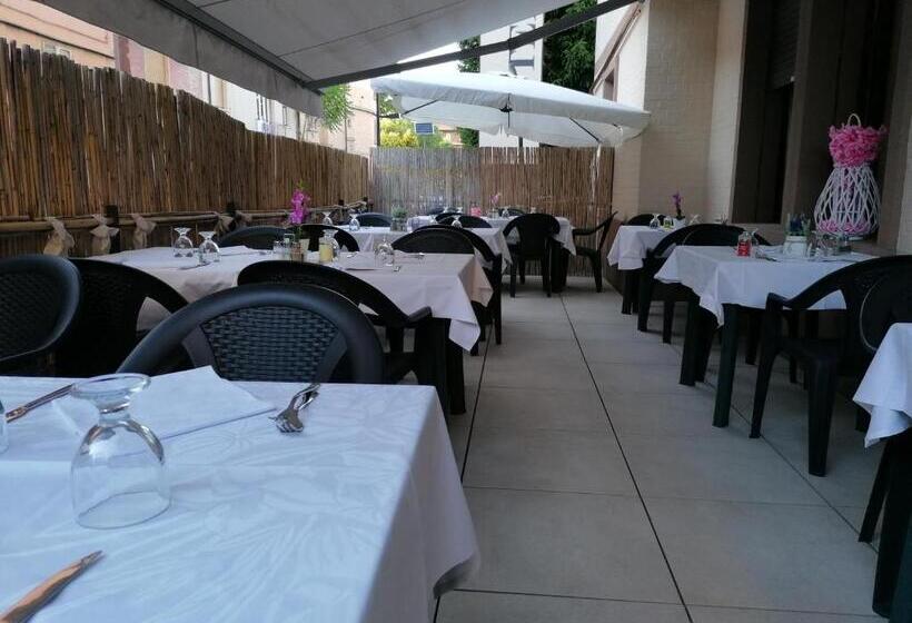 בית מלון כפרי Eden