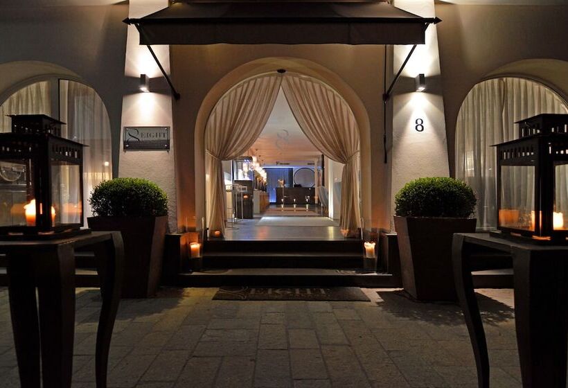 Eight Hotel Paraggi