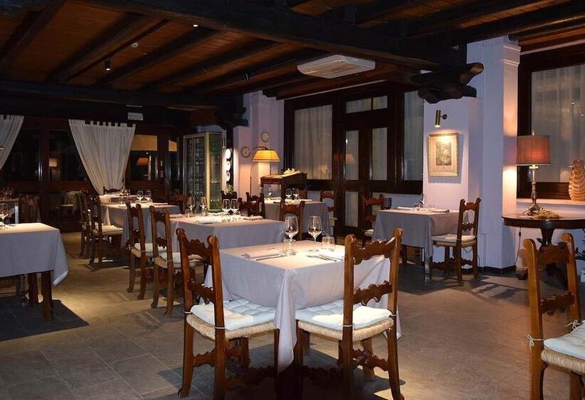 בית מלון כפרי El Rustego