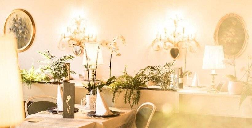 Отель Enzian Genziana