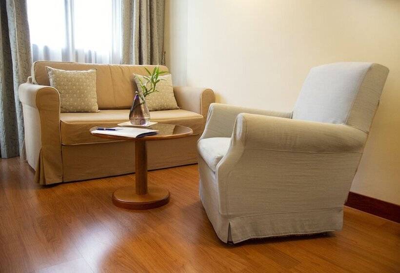 Ih Hotels Milano Eur   Trezzano Sul Naviglio