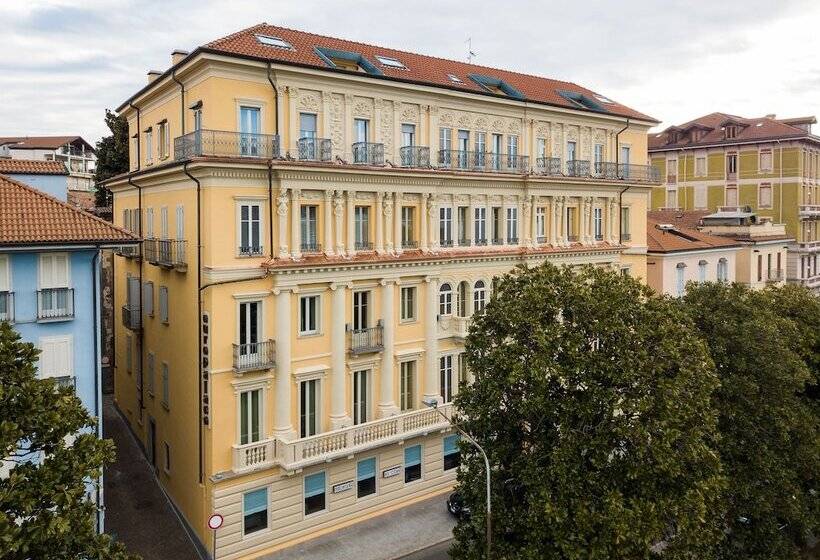 ホテル Europalace