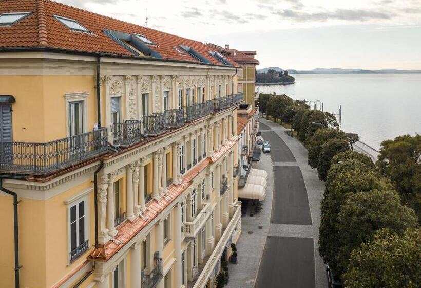 ホテル Europalace