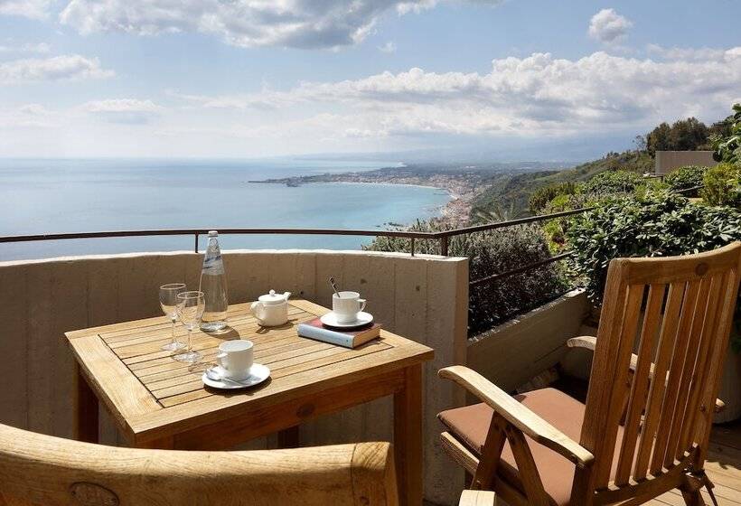 ホテル Eurostars Monte Tauro