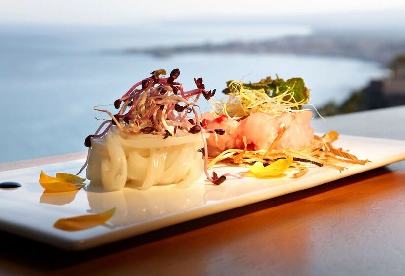 ホテル Eurostars Monte Tauro