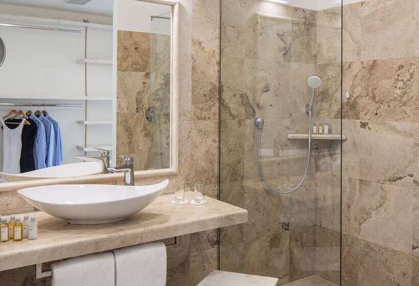 هتل Falkensteiner Resort Capo Boi