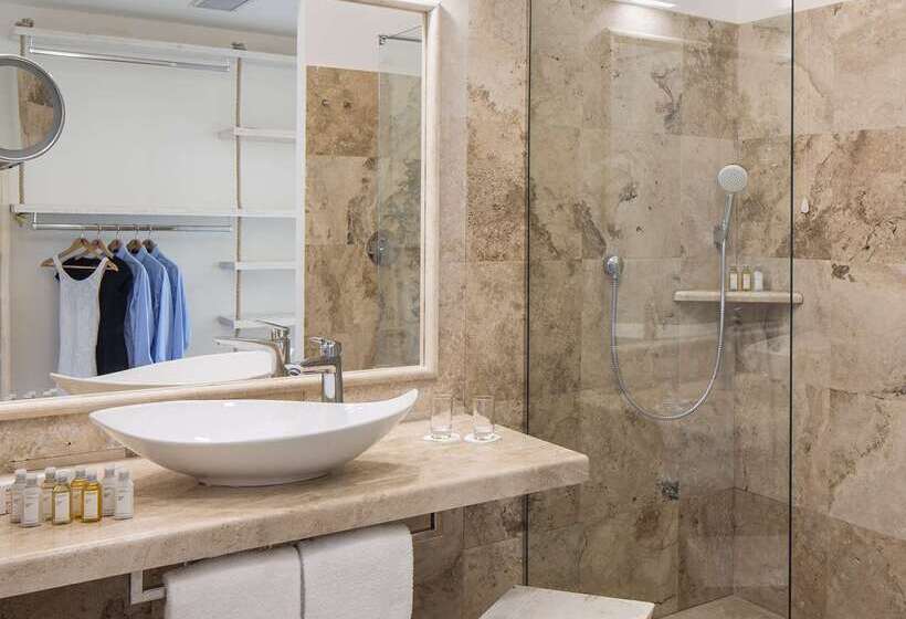 هتل Falkensteiner Resort Capo Boi