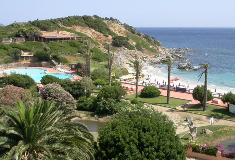 هتل Falkensteiner Resort Capo Boi