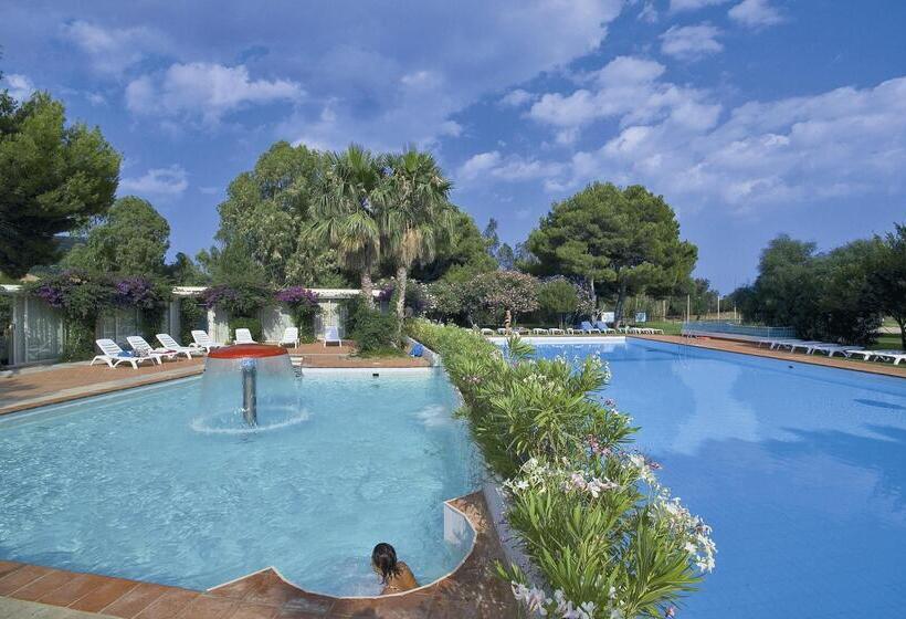 هتل Falkensteiner Resort Capo Boi