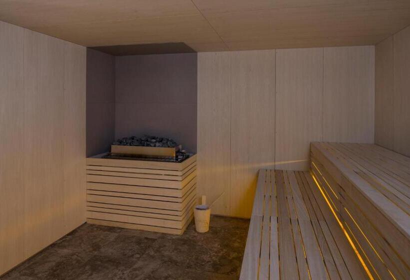 هتل Falkensteiner Resort Capo Boi