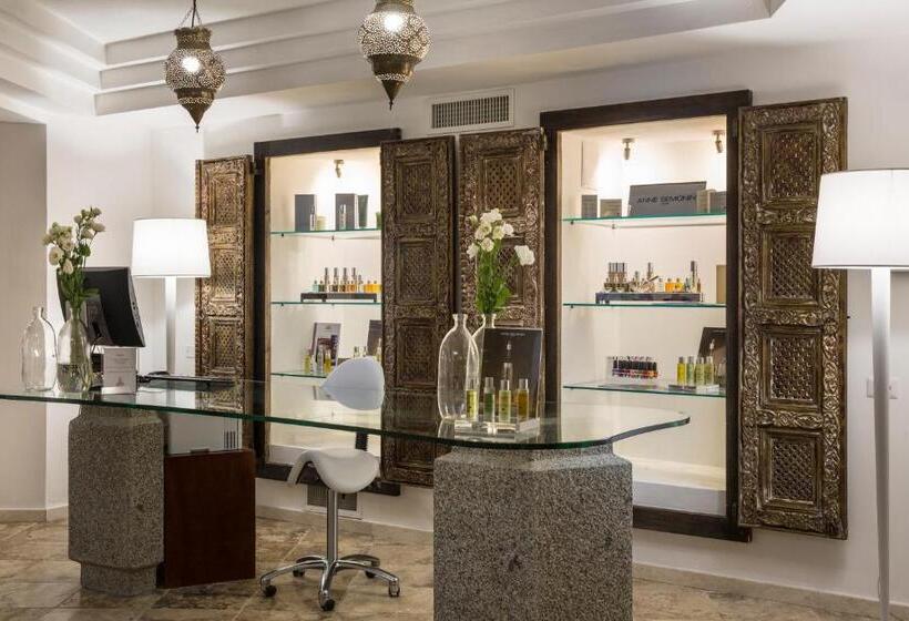 هتل Falkensteiner Resort Capo Boi