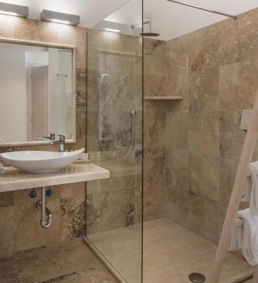 هتل Falkensteiner Resort Capo Boi