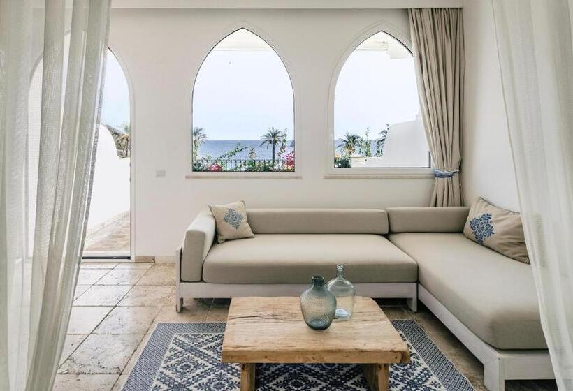 هتل Falkensteiner Resort Capo Boi