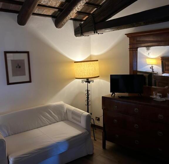 ホテル Foresteria Castello Formentini