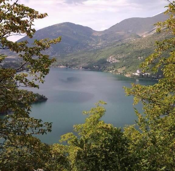 בית מלון כפרי Garnì Mille Pini