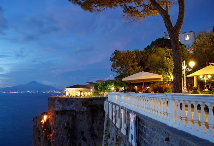 Grand Hotel Cocumella