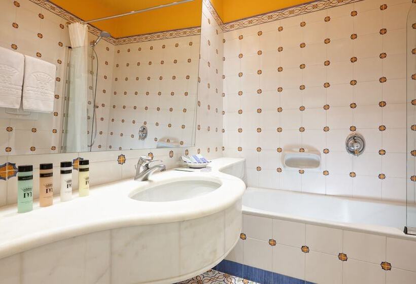 Grand Hotel De La Ville