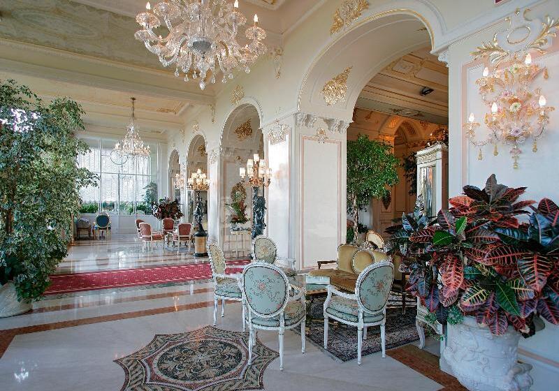 Grand Hotel Des Iles Borromées & Spa