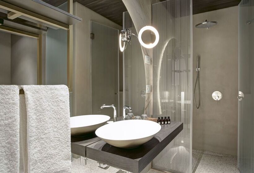 Grand Hotel Duchi D Aosta