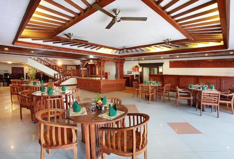 酒店 Truntum Kuta Formerly Grand Inna Kuta