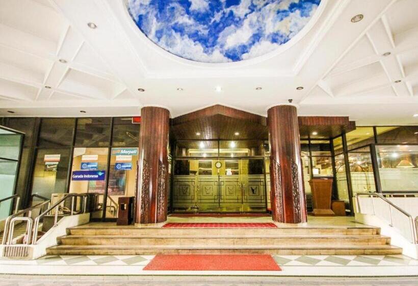 호텔 Grand Menteng