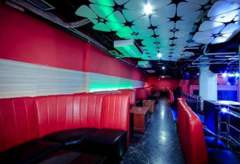 호텔 Grand Menteng