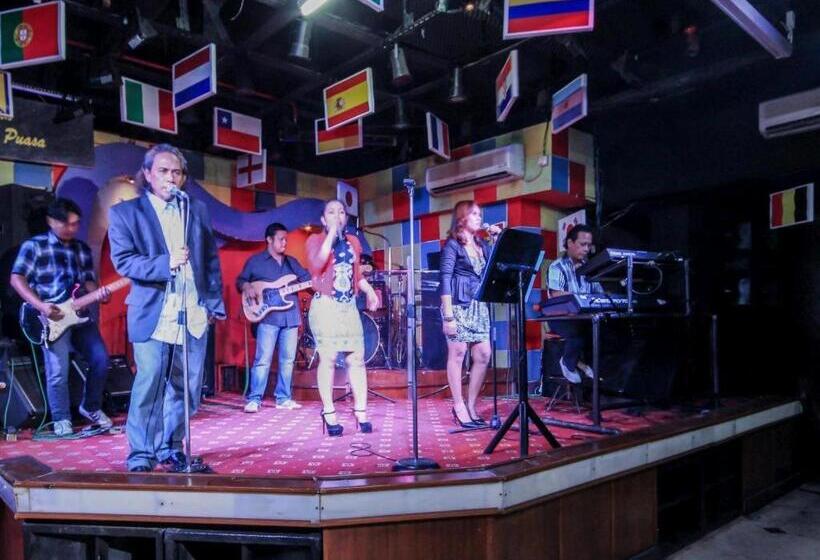 호텔 Grand Menteng