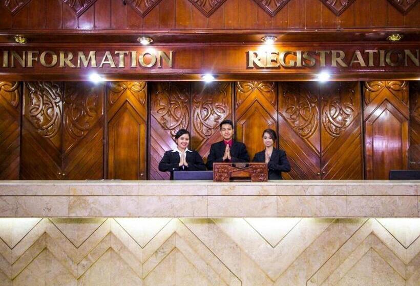 호텔 Grand Menteng