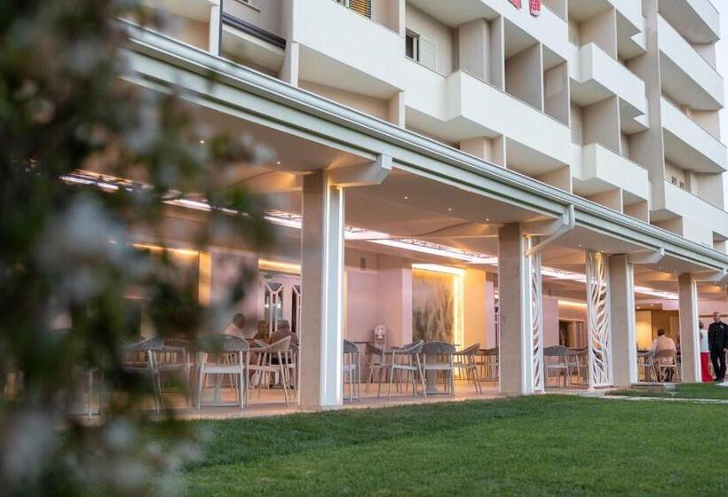 Grand Hotel President