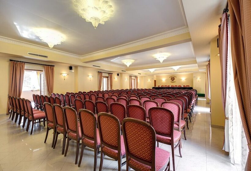 Grand Hotel Villa Politi