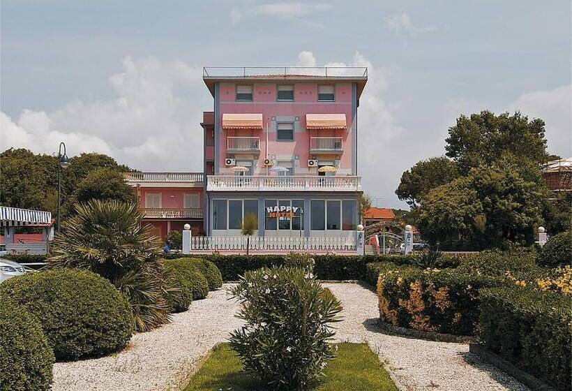فندق Happy
