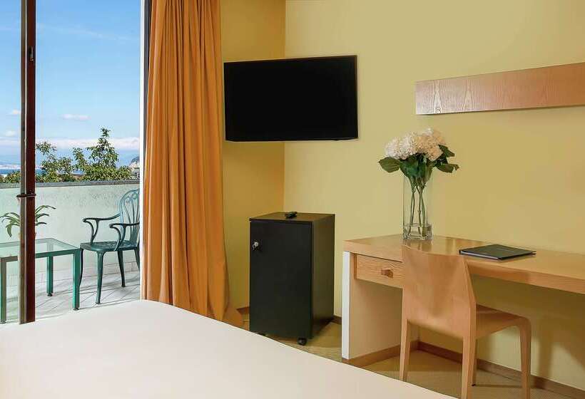 호텔 Hilton Sorrento Palace