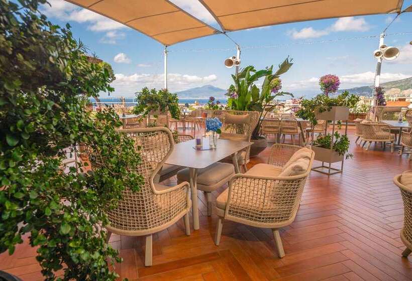 호텔 Hilton Sorrento Palace