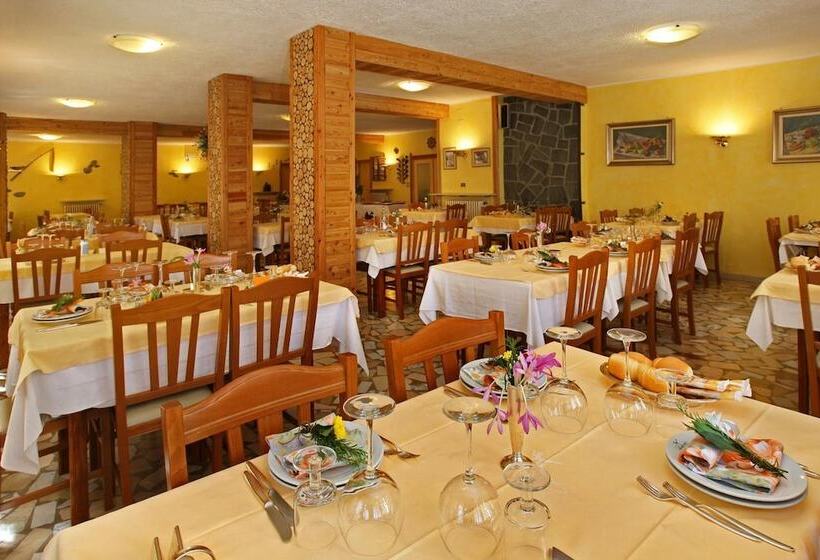 فندق Holiday Debili