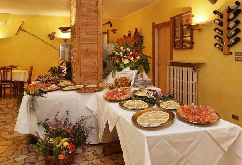 فندق Holiday Debili