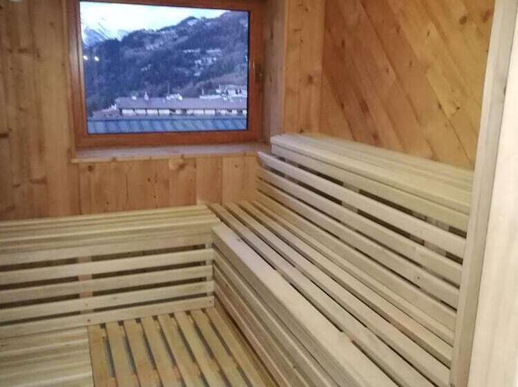 فندق Holiday Debili