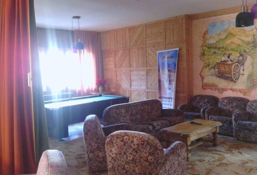 فندق Holiday Debili