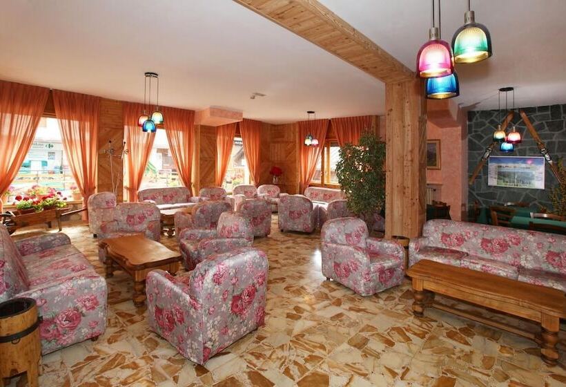 فندق Holiday Debili